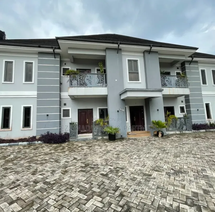 2bdrm Block of Flats in New Gra Phase 3 Port for rent
