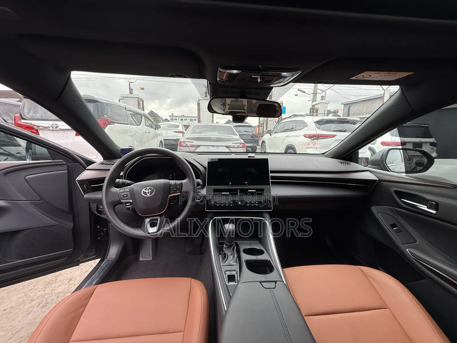 New Toyota Avalon 2025 Black