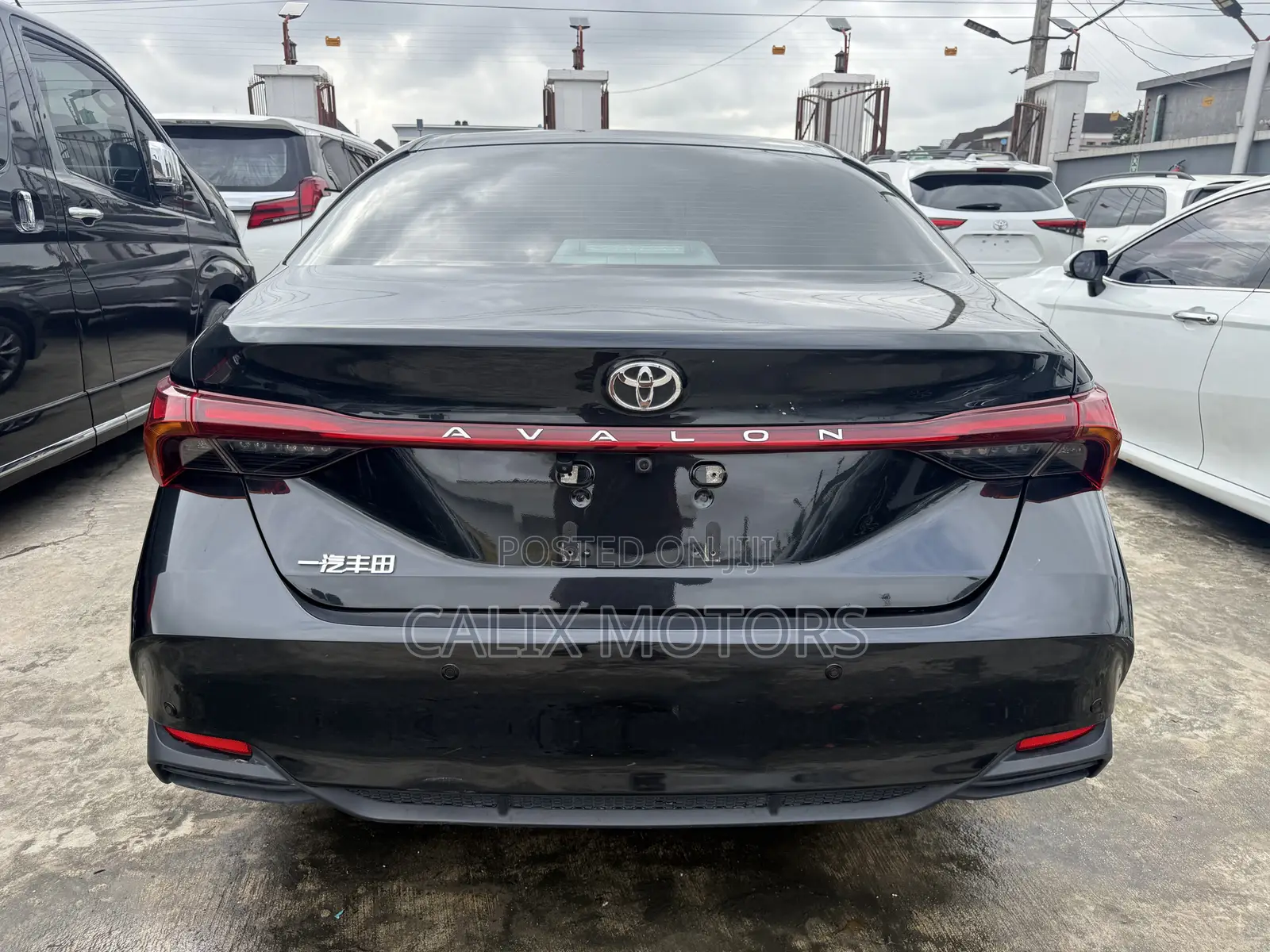 New Toyota Avalon 2025 Black