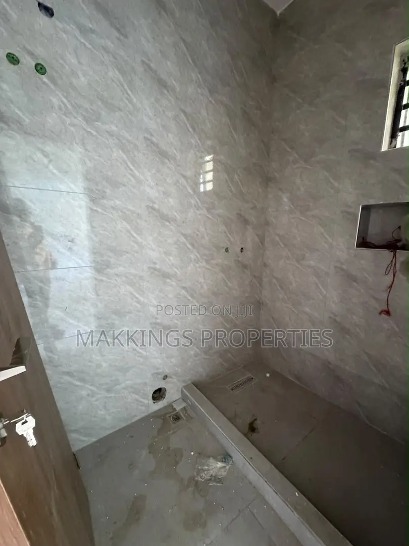 4bdrm Duplex in Phase 1 / Gbagada for sale