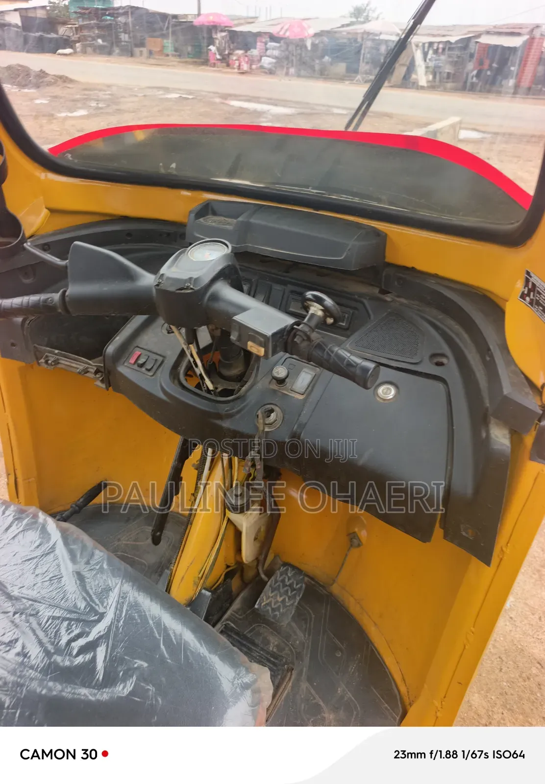 TVS Apache RTR 160 2V 2023 Yellow
