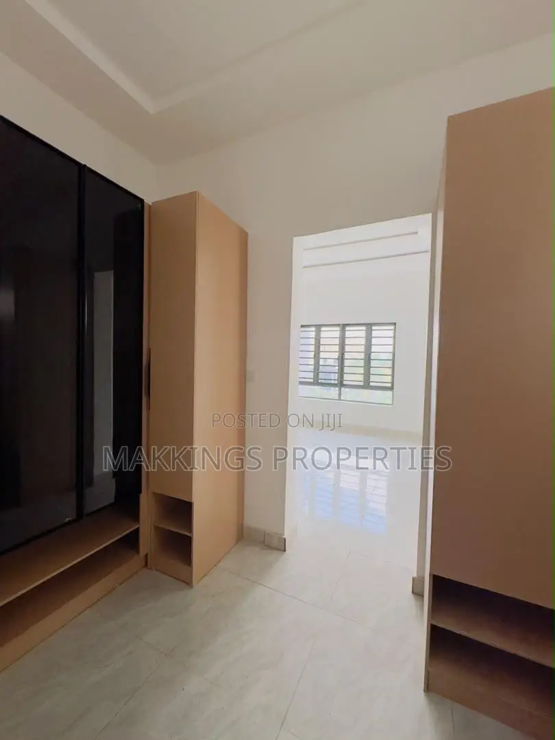 4bdrm Duplex in Aguda / Surulere for sale