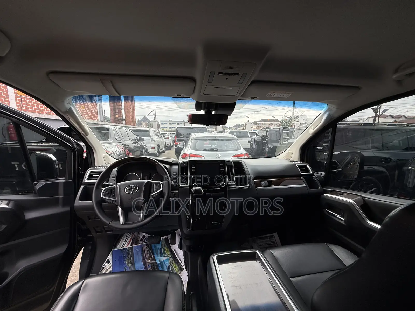 Toyota Granvia 2021 Black