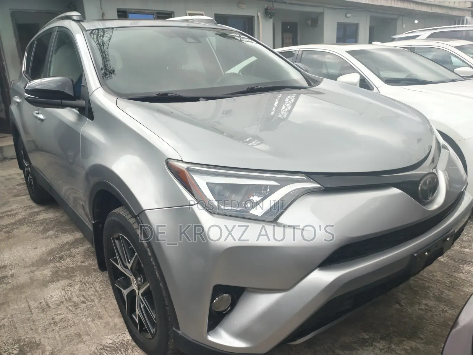 Toyota RAV4 SE AWD (2.5L 4cyl 6A) 2017 Silver