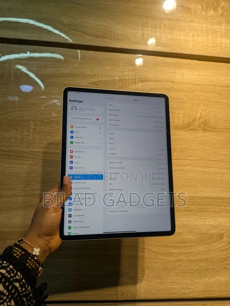 Apple iPad Pro 12.9 (2021) 256 GB Gray