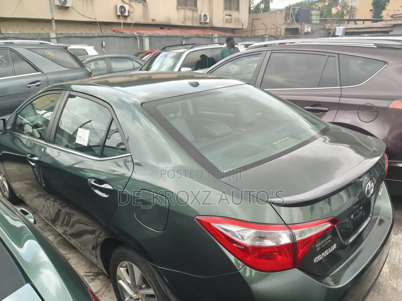 Toyota Corolla LE 4dr Sedan (1.8L 4cyl CVT) 2014 Green