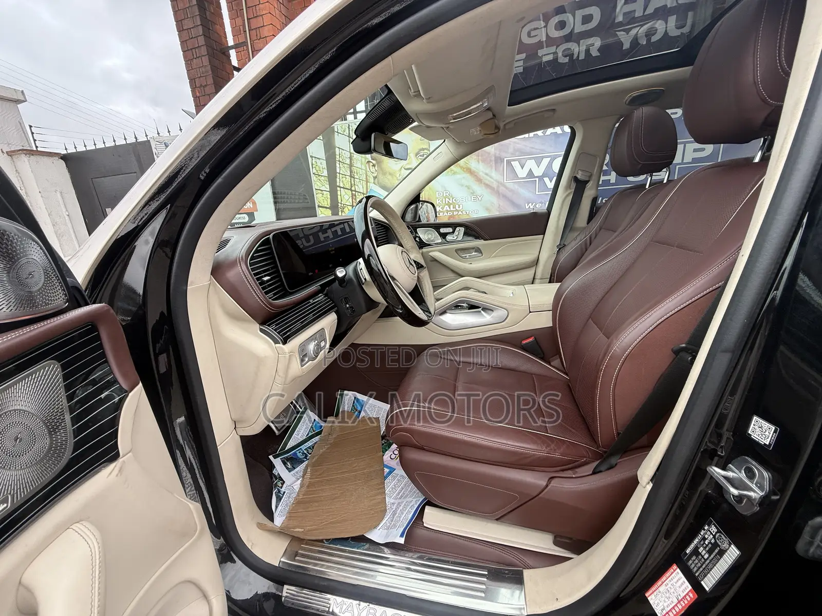 New Mercedes-Benz Maybach GLS GLS 600 AWD 2023 Gold