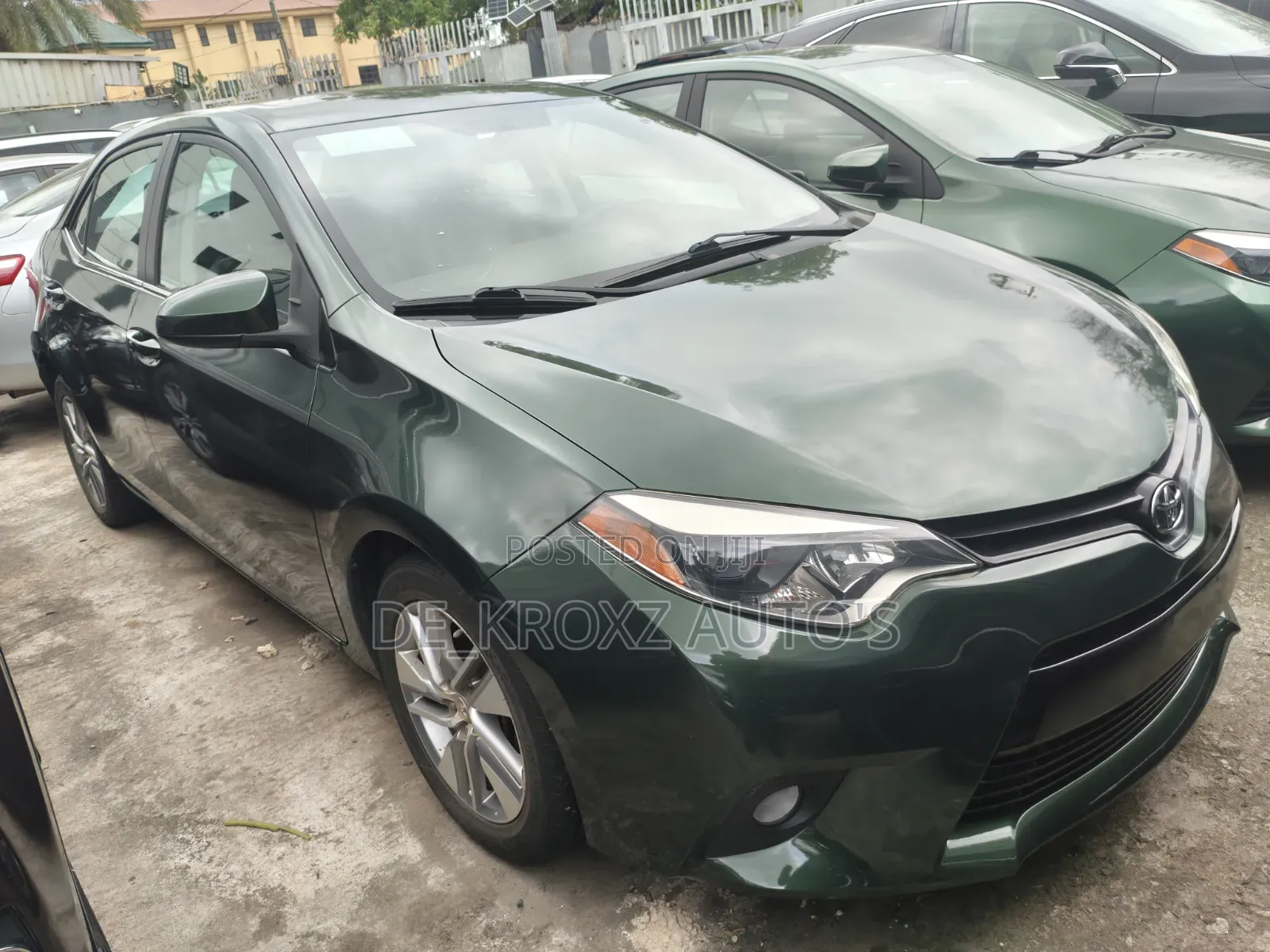 Toyota Corolla LE 4dr Sedan (1.8L 4cyl CVT) 2016 Green