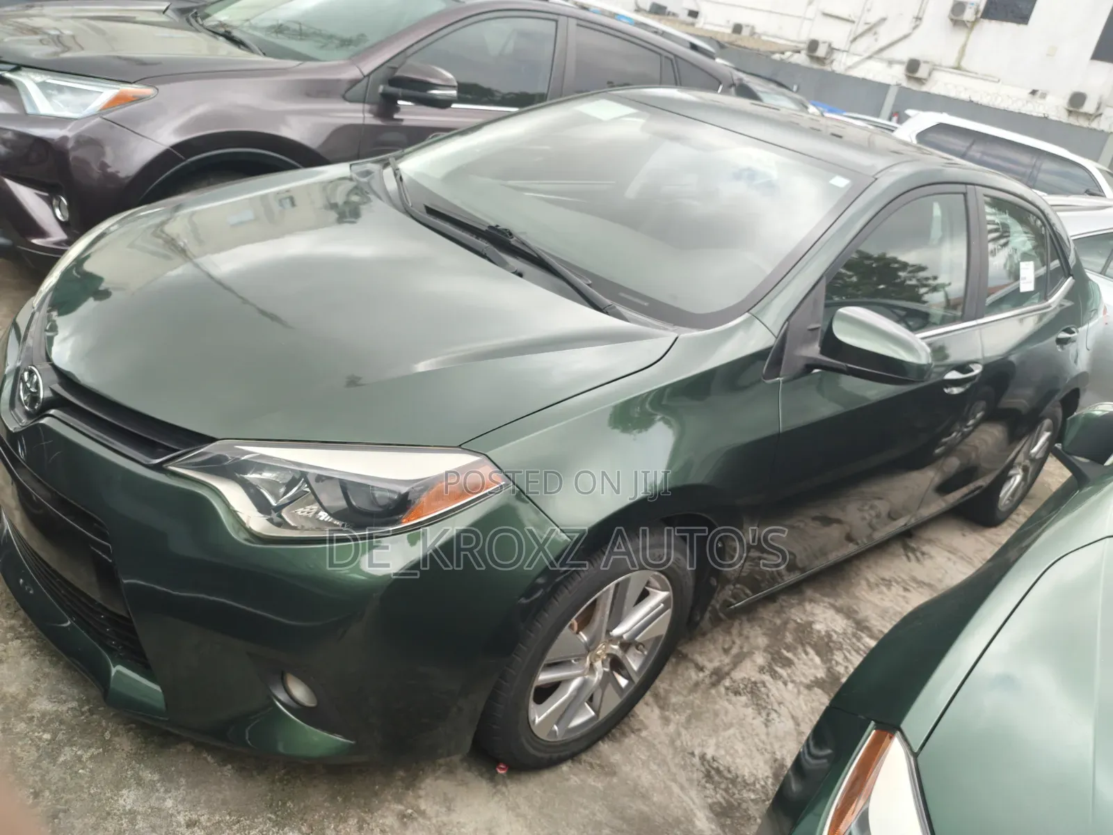 Toyota Corolla LE 4dr Sedan (1.8L 4cyl CVT) 2016 Green