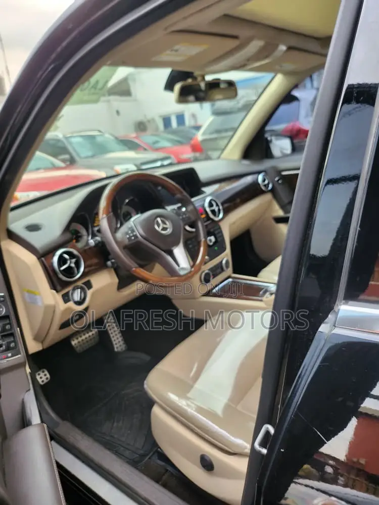 Mercedes-Benz GLK-Class 2013 Black