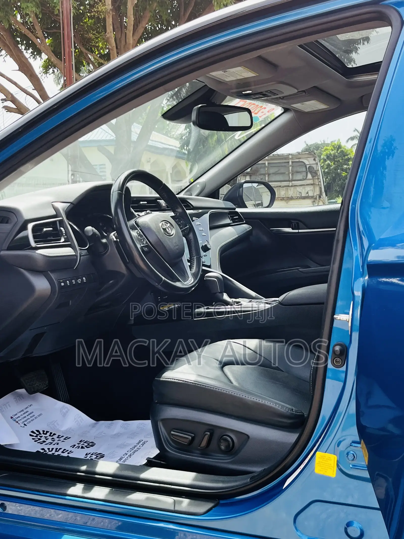 Toyota Camry XSE V6 (3.5L V6 8A) 2019 Blue