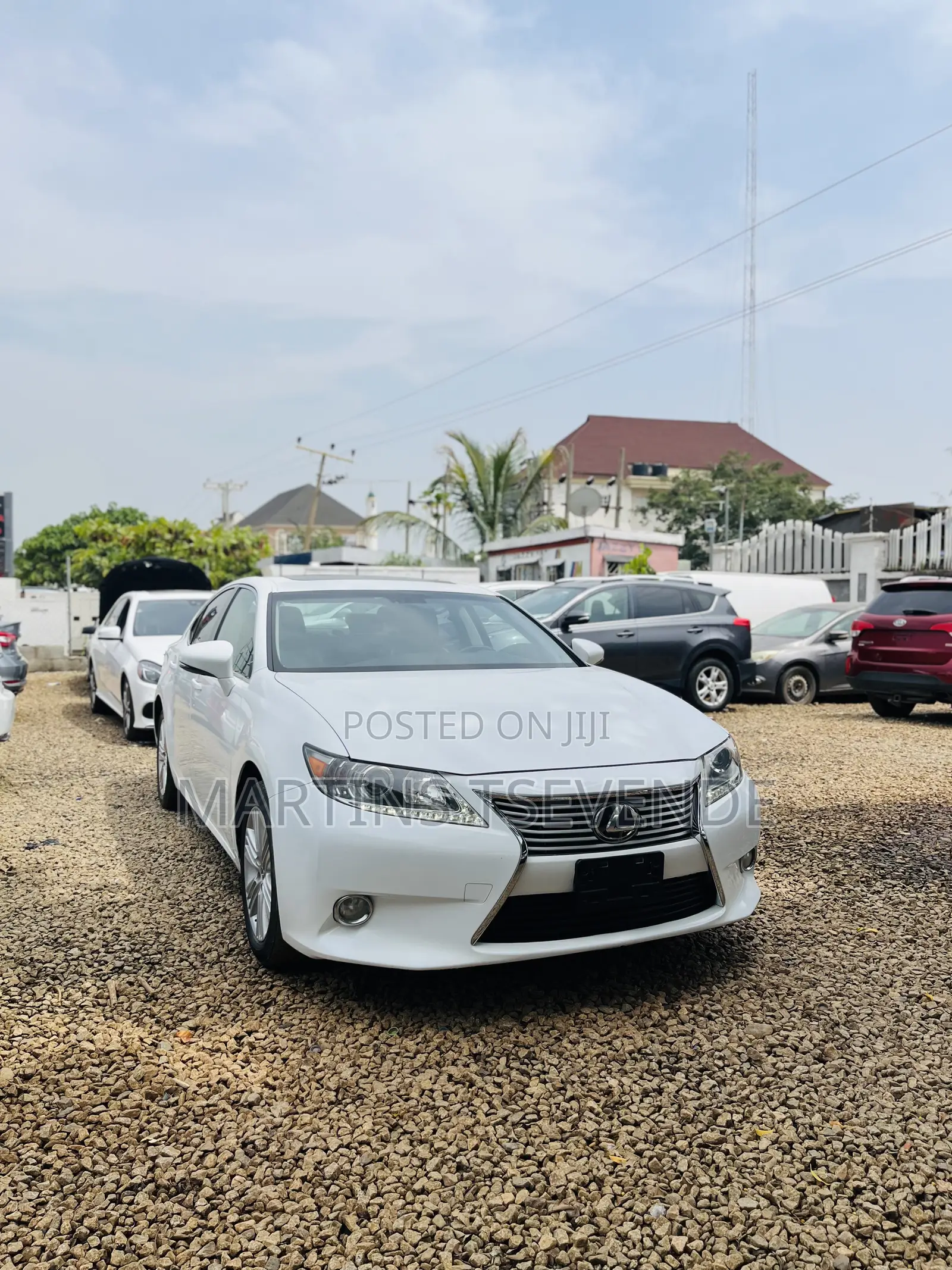 Lexus ES 350 FWD 2013 White