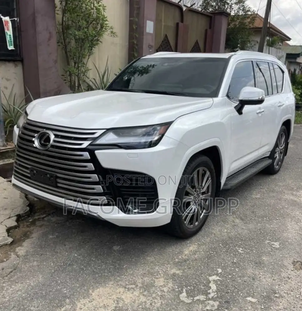 Lexus LX 600 2023 White
