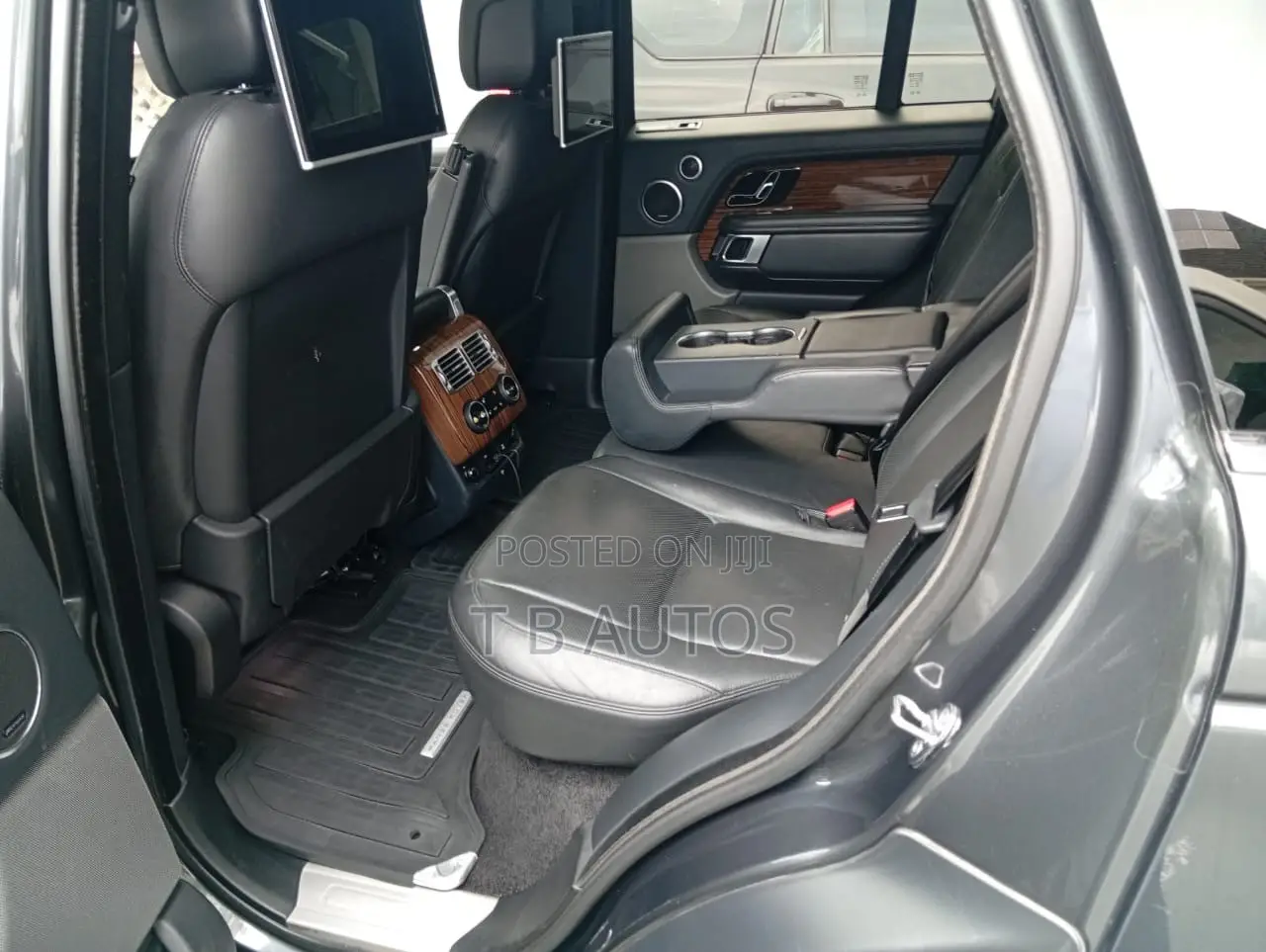 Land Rover Range Rover Vogue 2018 Black