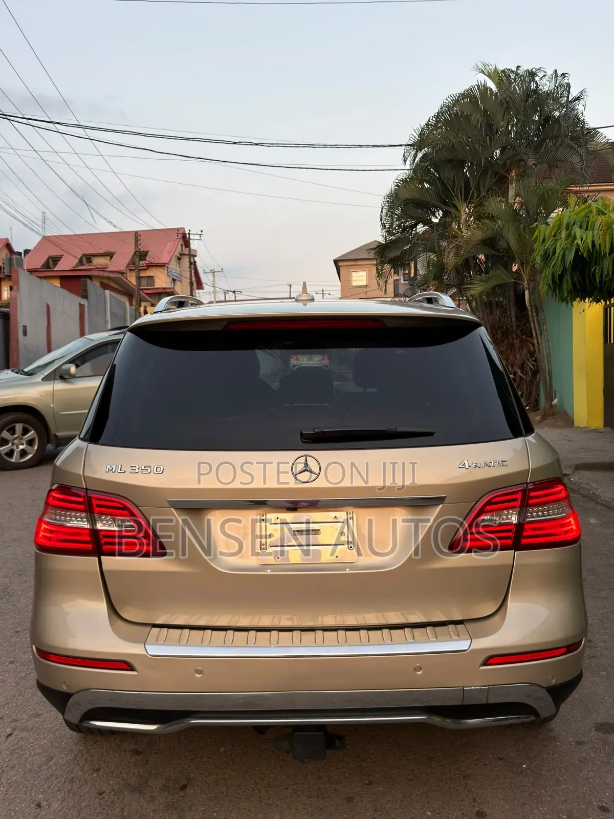Mercedes-Benz M Class ML350 4MATIC 4dr SUV AWD (3.5L 6cyl 7A) 2014 Gold