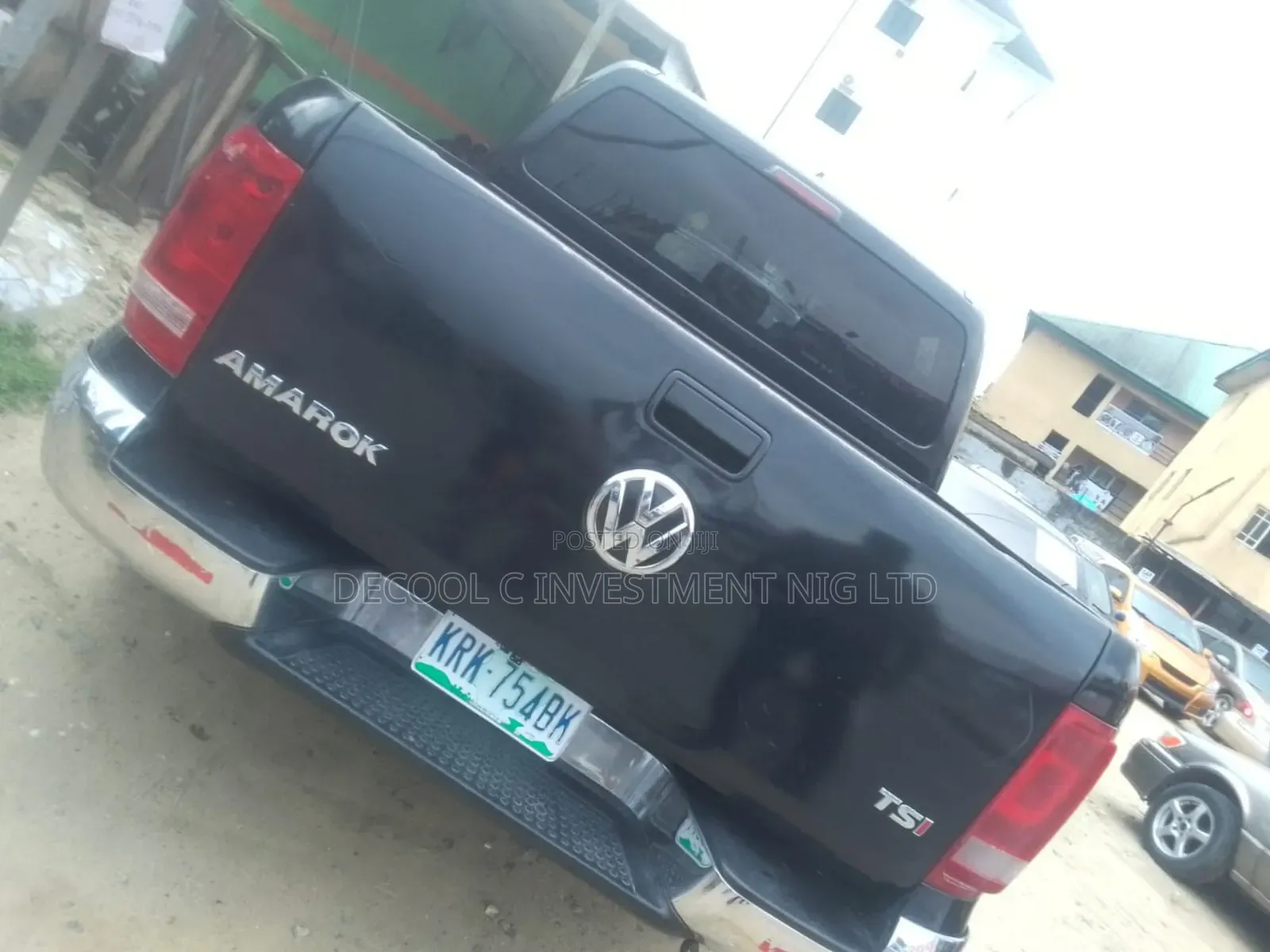 Volkswagen Amarok 2012 Black