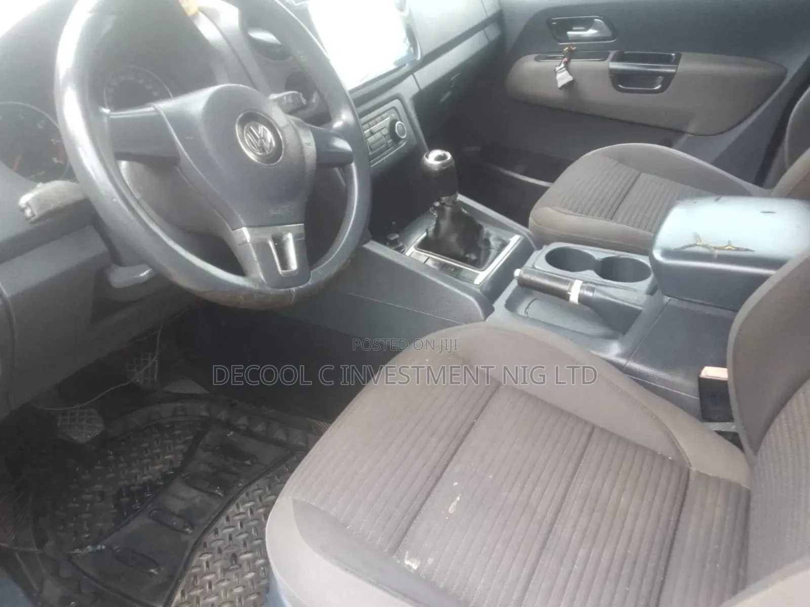 Volkswagen Amarok 2012 Black