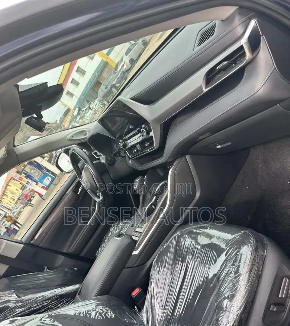 Toyota Highlander Platinum 2022 Blue