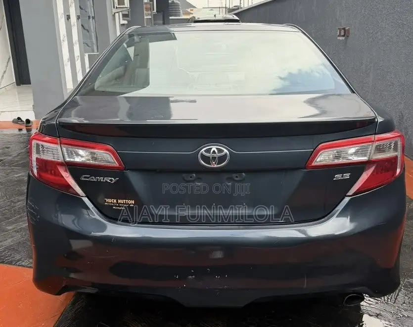 Toyota Camry 2014 Blue