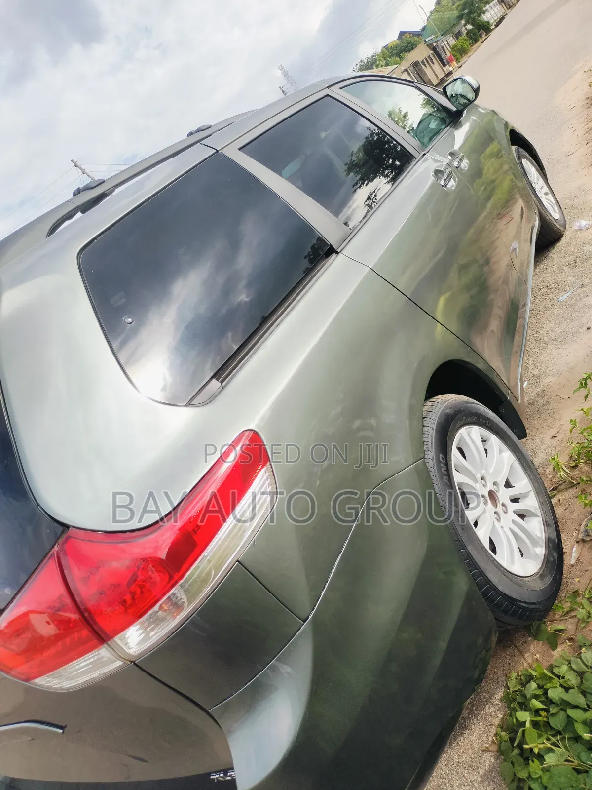 Toyota Sienna XLE 7 Passenger Mobility 2012 Gray