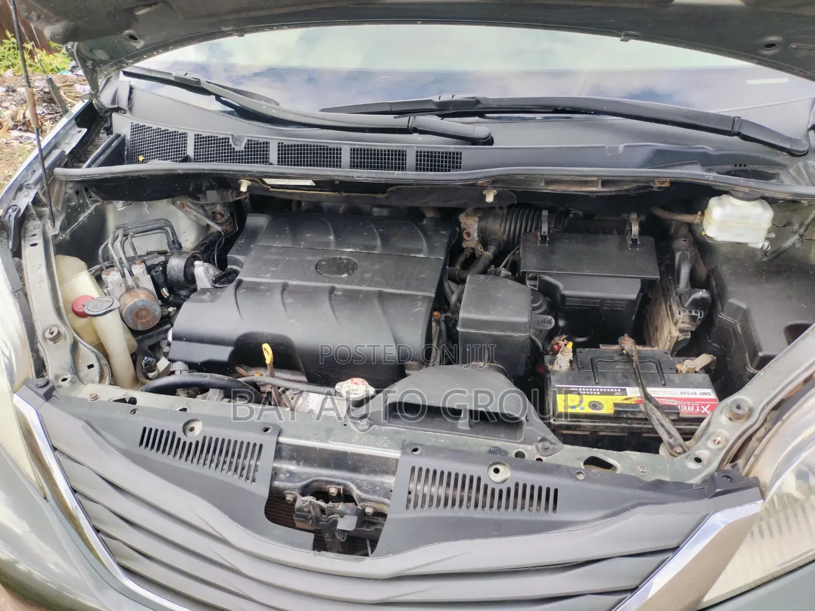 Toyota Sienna XLE 7 Passenger Mobility 2012 Gray