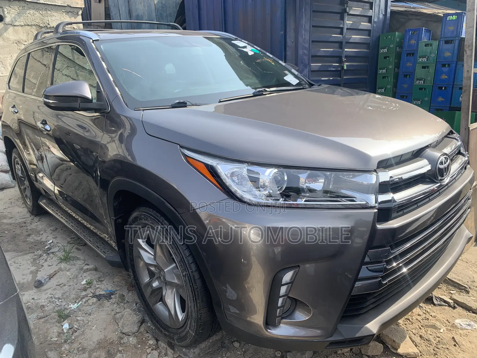 Toyota Highlander Limited 4dr SUV AWD (3.5L 6cyl 6A) 2015 Gray