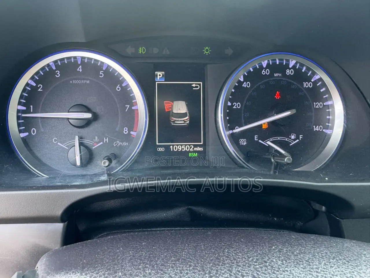 Toyota Highlander XLE 4x4 V6 (3.5L 6cyl 8A) 2018 Burgundy