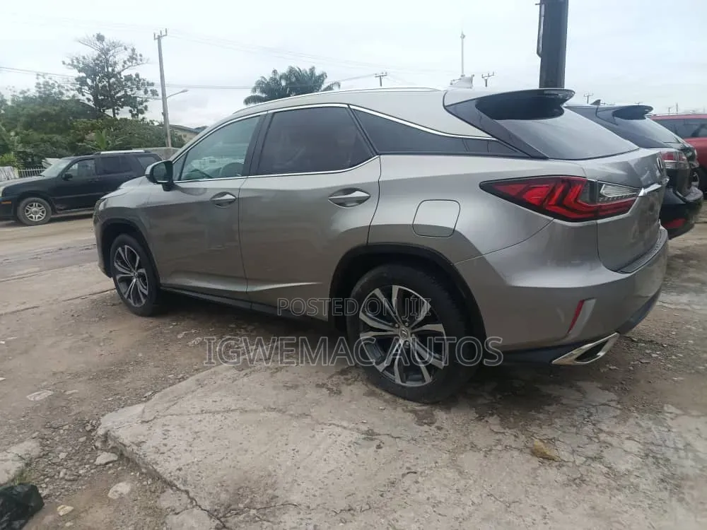 Lexus RX 350 FWD 2017 Brown