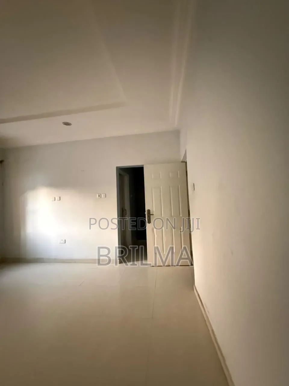 4bdrm Duplex in Idu for sale