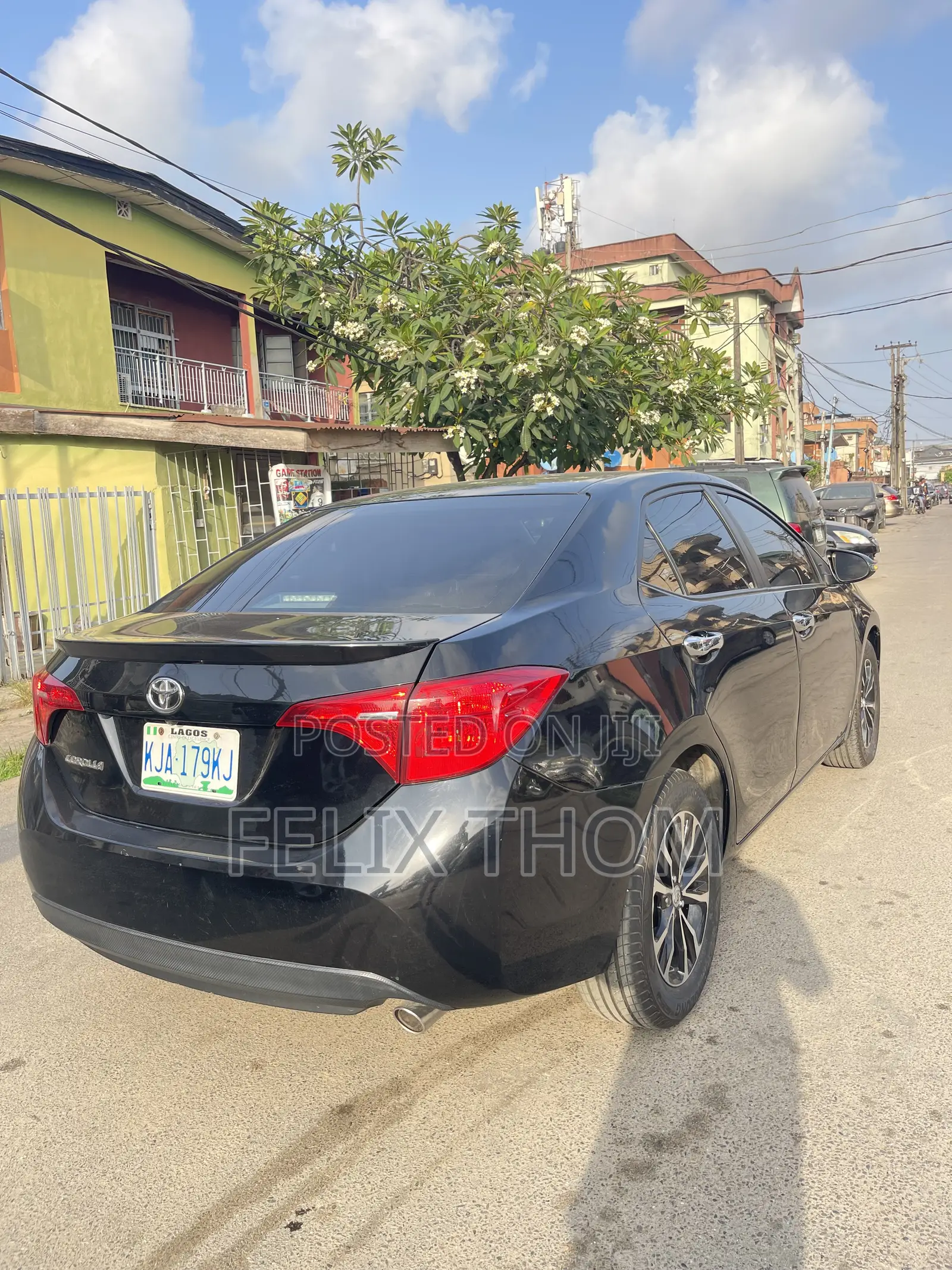 Toyota Corolla SE Special Edition 4dr Sedan (1.8L 4cyl CVT) 2017 Black