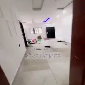 2bdrm Block of Flats in Pedro for rent