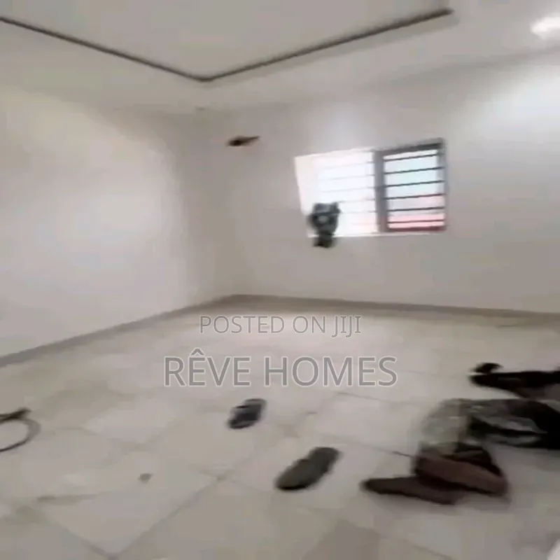 2bdrm Block of Flats in Pedro for rent
