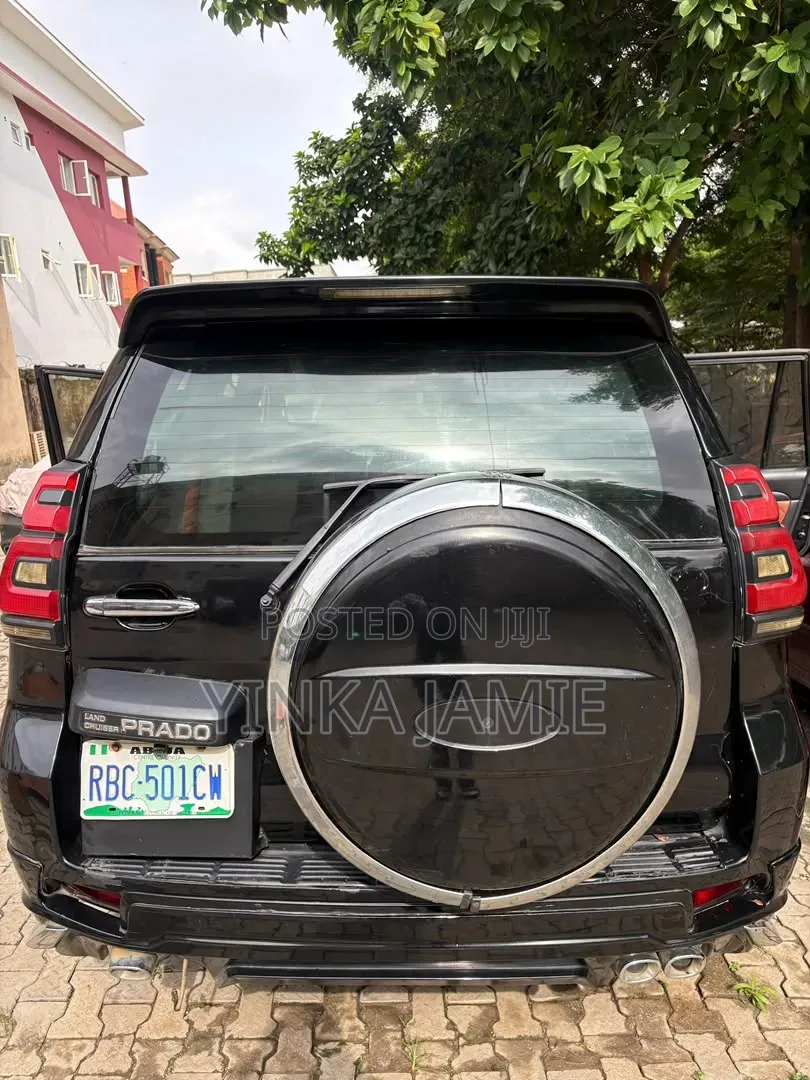 Toyota Land Cruiser Prado 4.0 Petrol TX-L 2010 Black