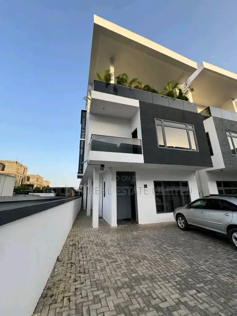 5bdrm Duplex in Guzape District for rent
