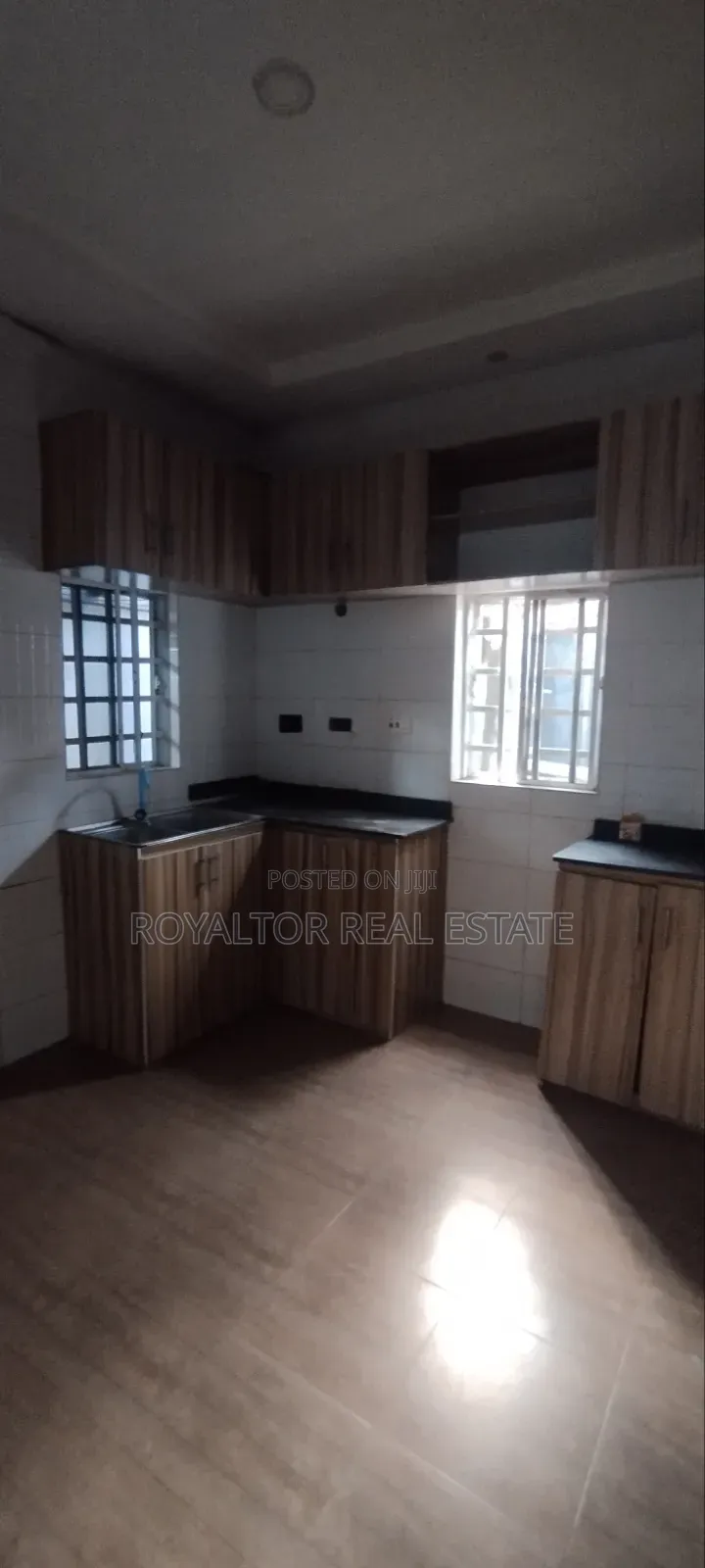 3bdrm Duplex in Royaltor Real Estate, Benin City for rent