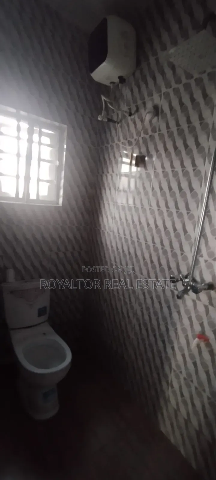 3bdrm Duplex in Royaltor Real Estate, Benin City for rent