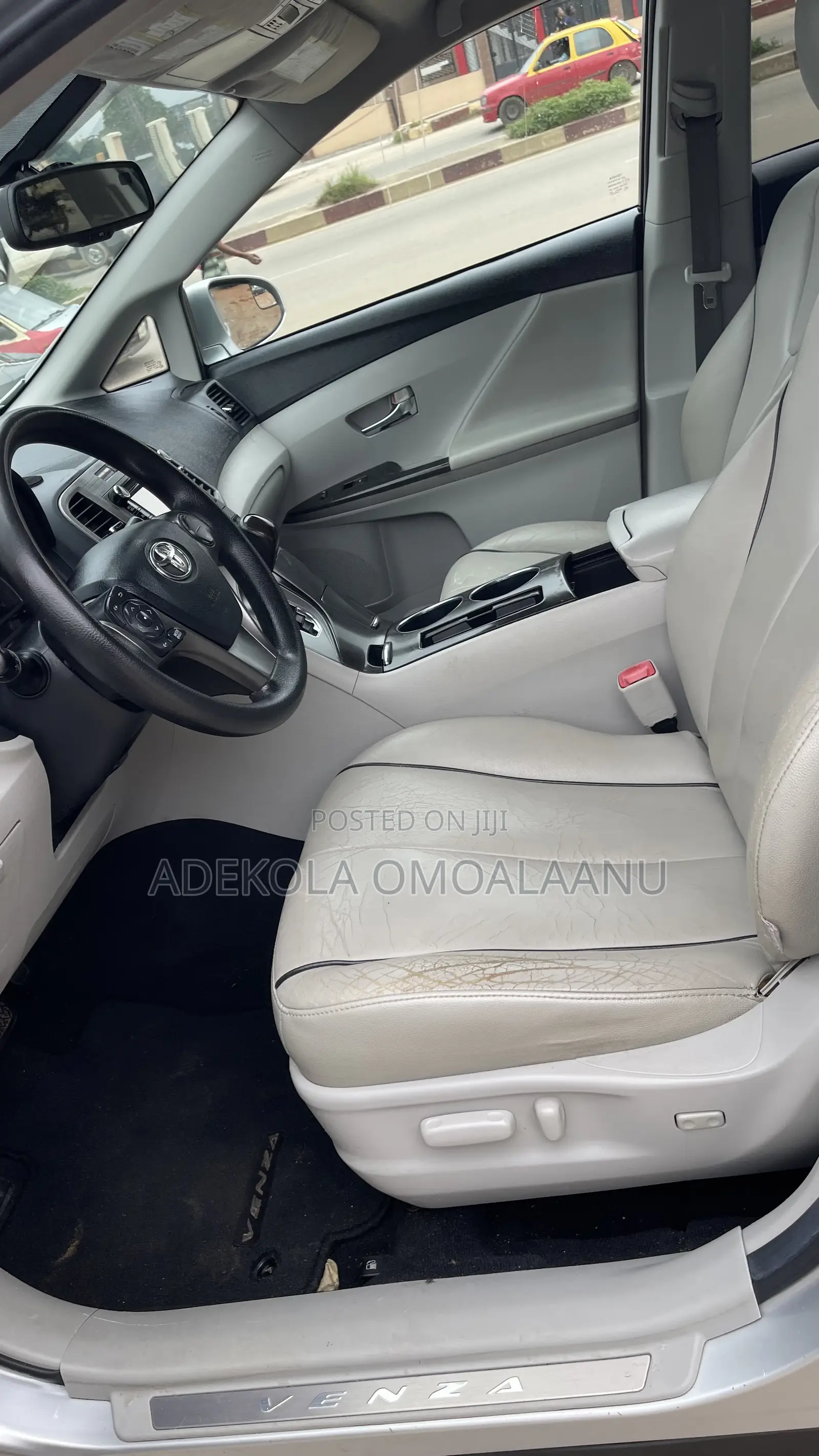 Toyota Venza LE AWD 2013 Silver
