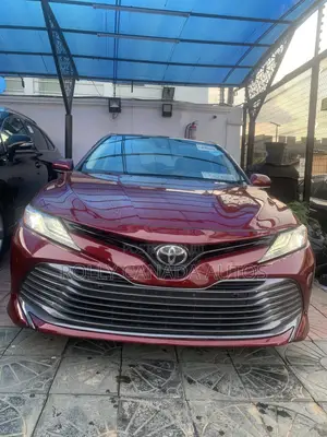 Toyota Camry XSE FWD (2.5L 4cyl 8AM) 2018 Burgundy