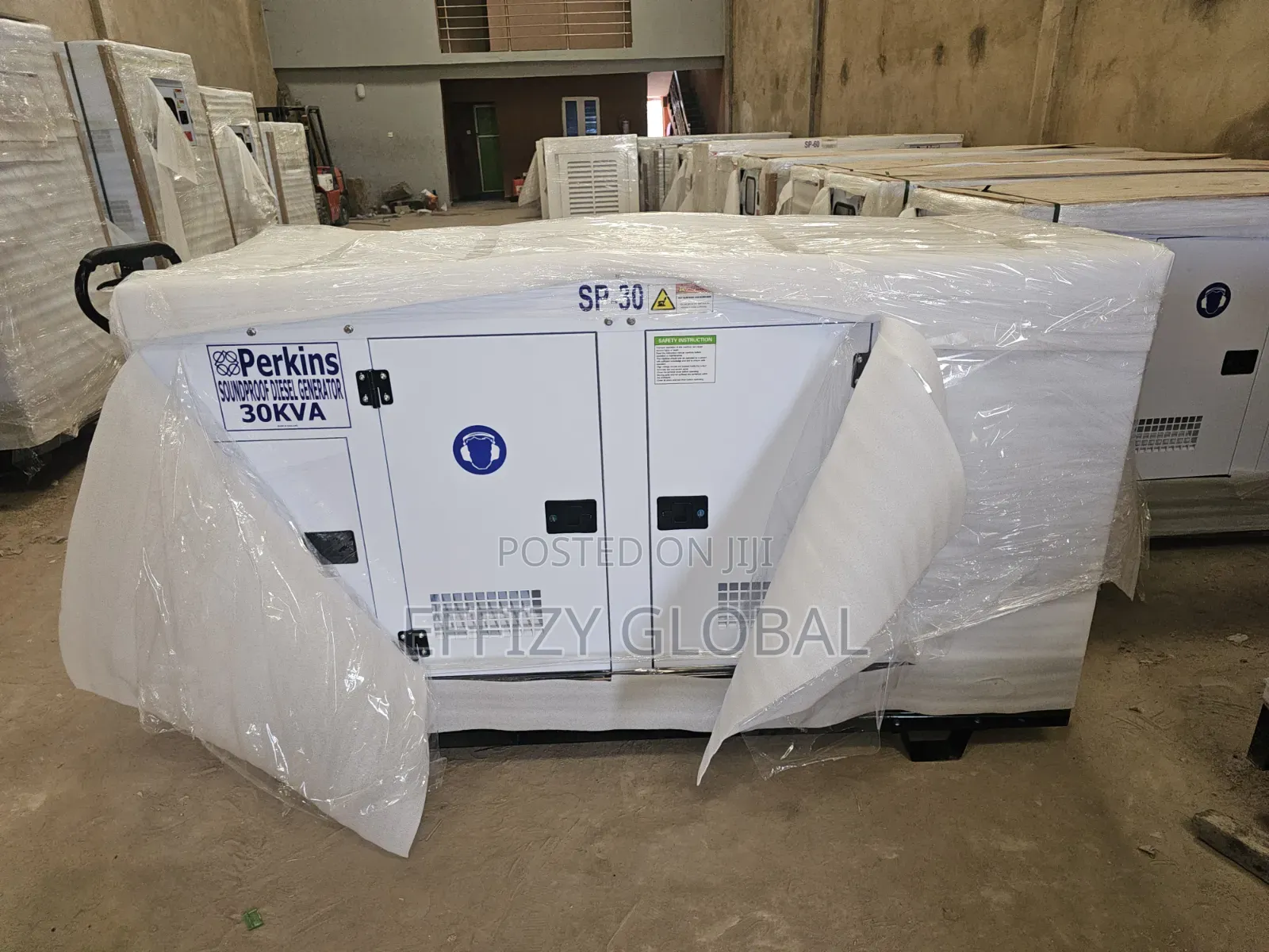 30kva Heavy-Duty Perkins Soundproof Diesel Generator 100% Copper Coil