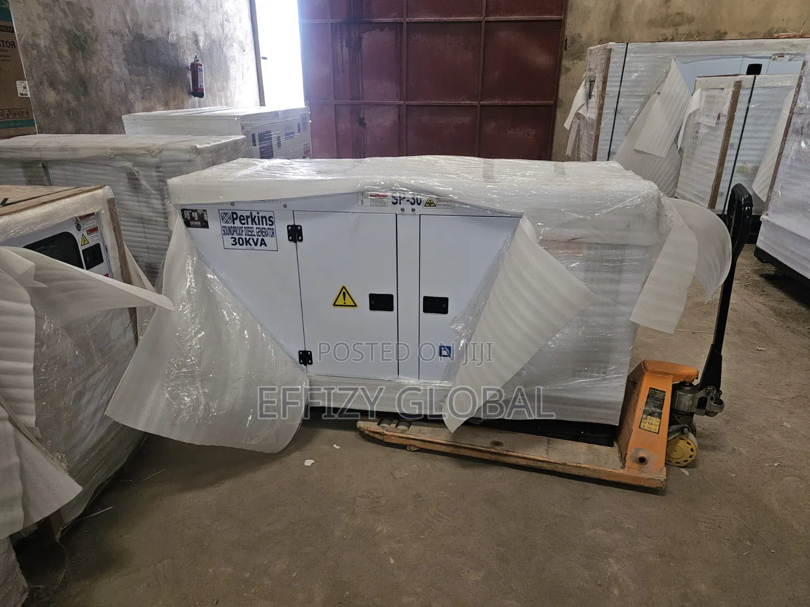 30kva Heavy-Duty Perkins Soundproof Diesel Generator 100% Copper Coil