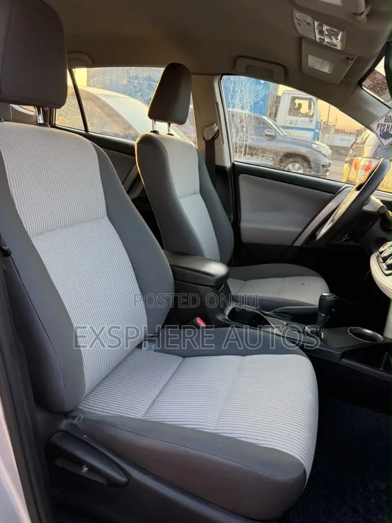 Toyota RAV4 2014 Silver