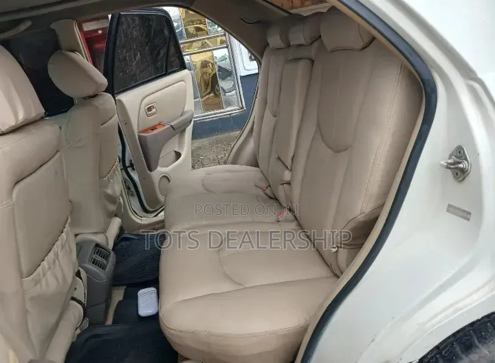 Lexus RX 300 2WD 2002 White