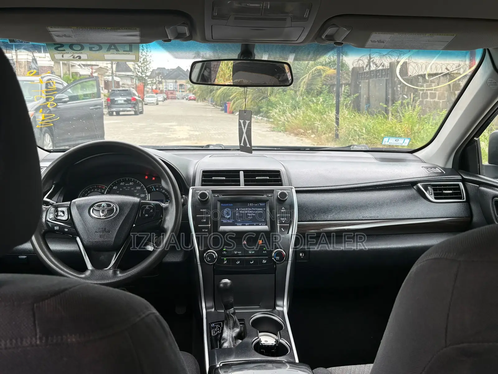 Toyota Camry LE 4dr Sedan (2.5L 4cyl 6A) 2015 Black