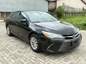 Toyota Camry LE 4dr Sedan (2.5L 4cyl 6A) 2015 Black