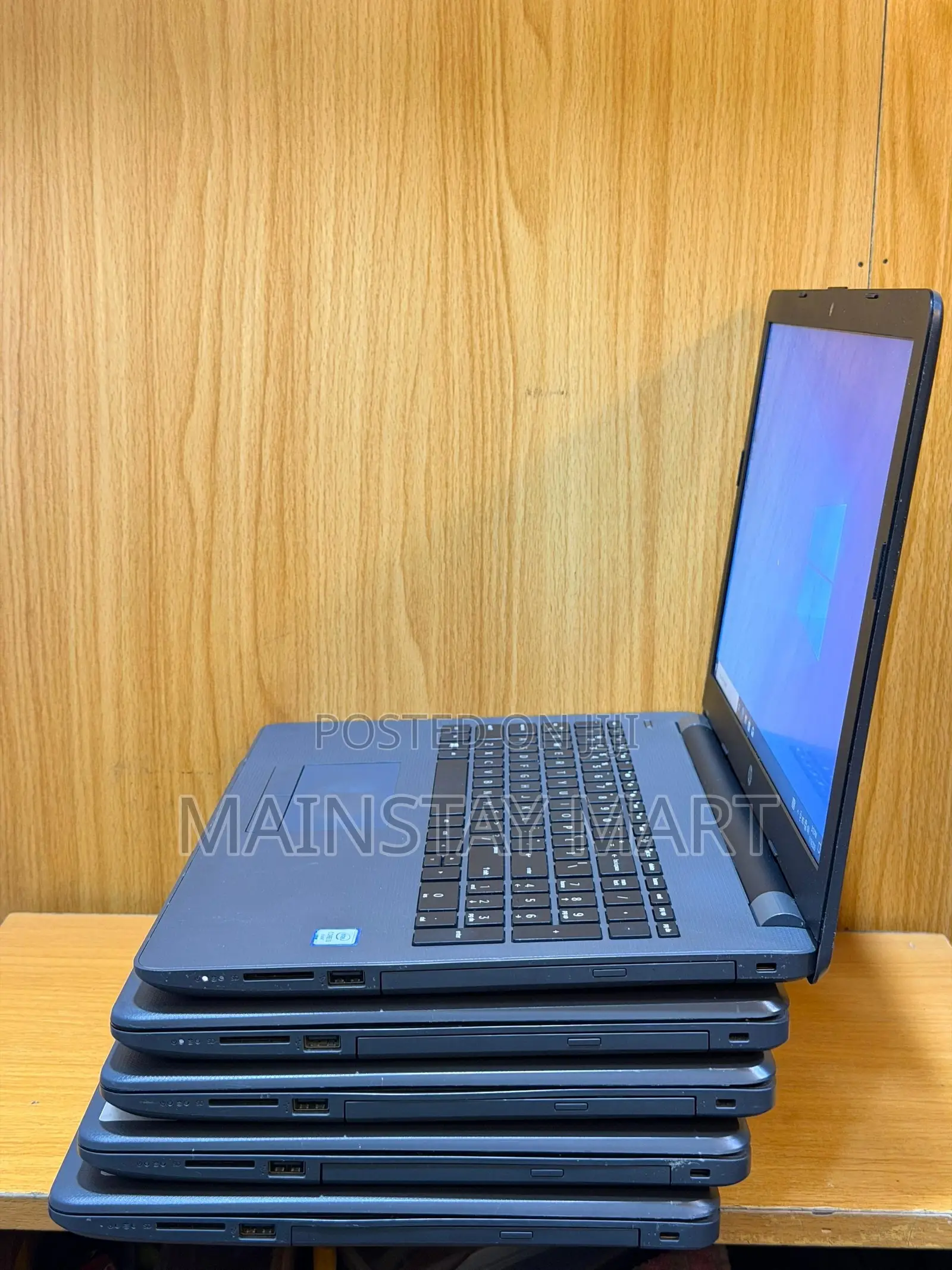 Laptop HP 250 G6 8GB Intel Core i3 SSD 128GB