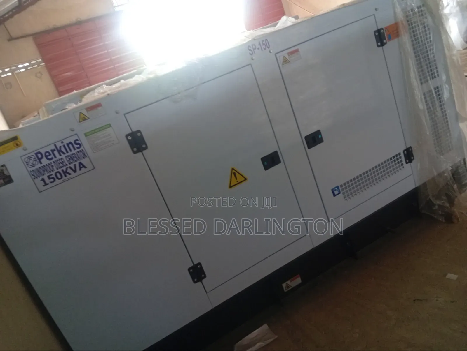 150kva England Perkins Soundproof Diesel Generator 