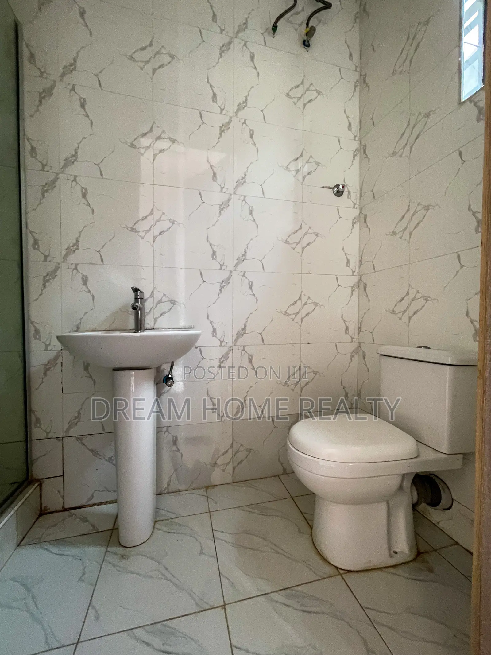 Studio Apartment in Ikota Villa Estate for rent