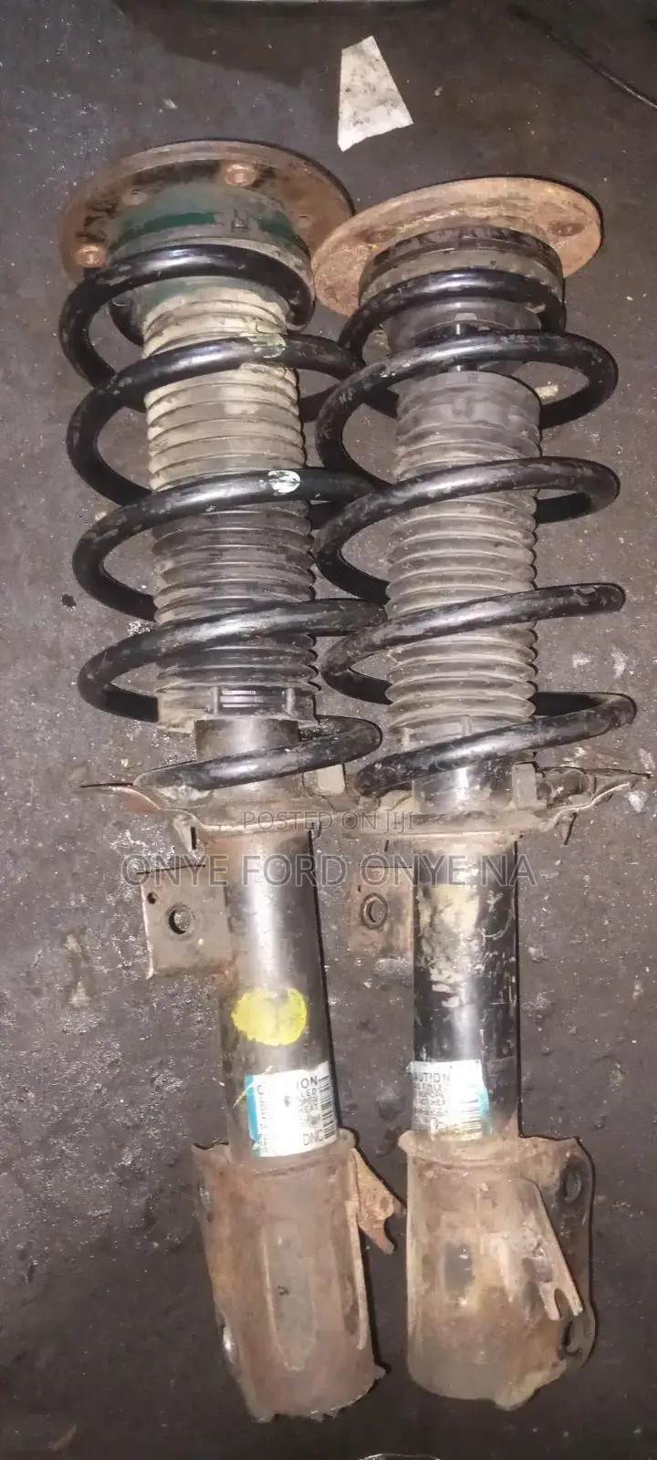 Front Shock Ford Edge 017