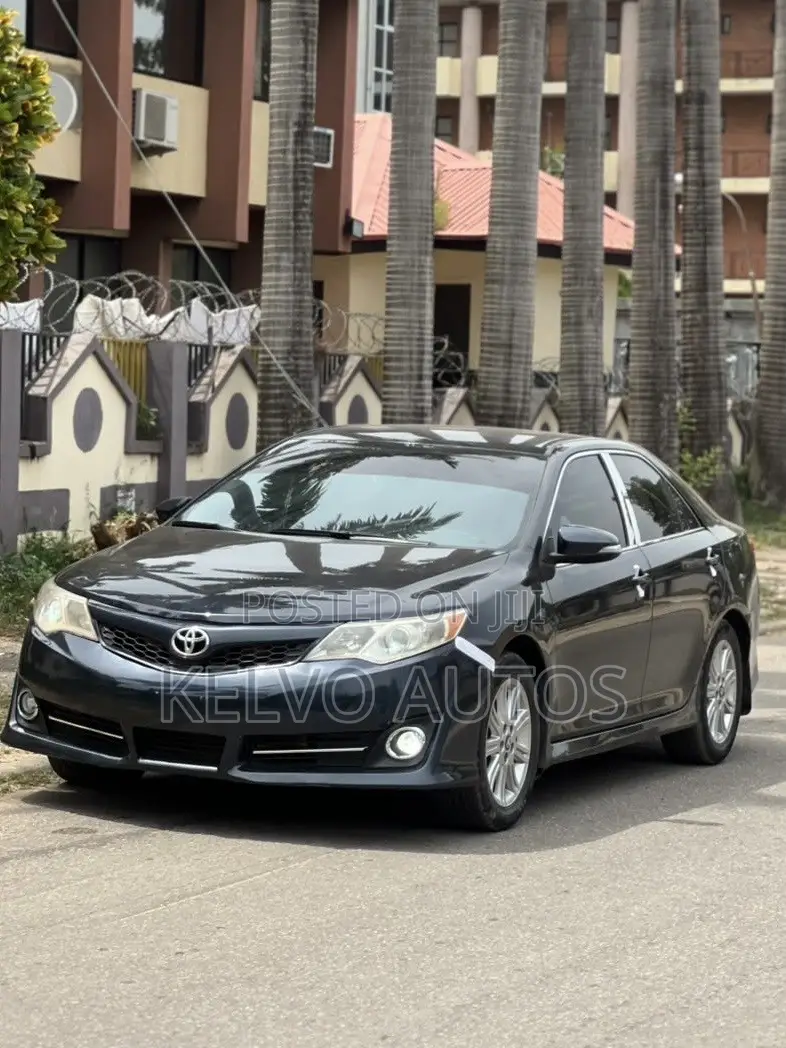 Toyota Camry 2014 Black