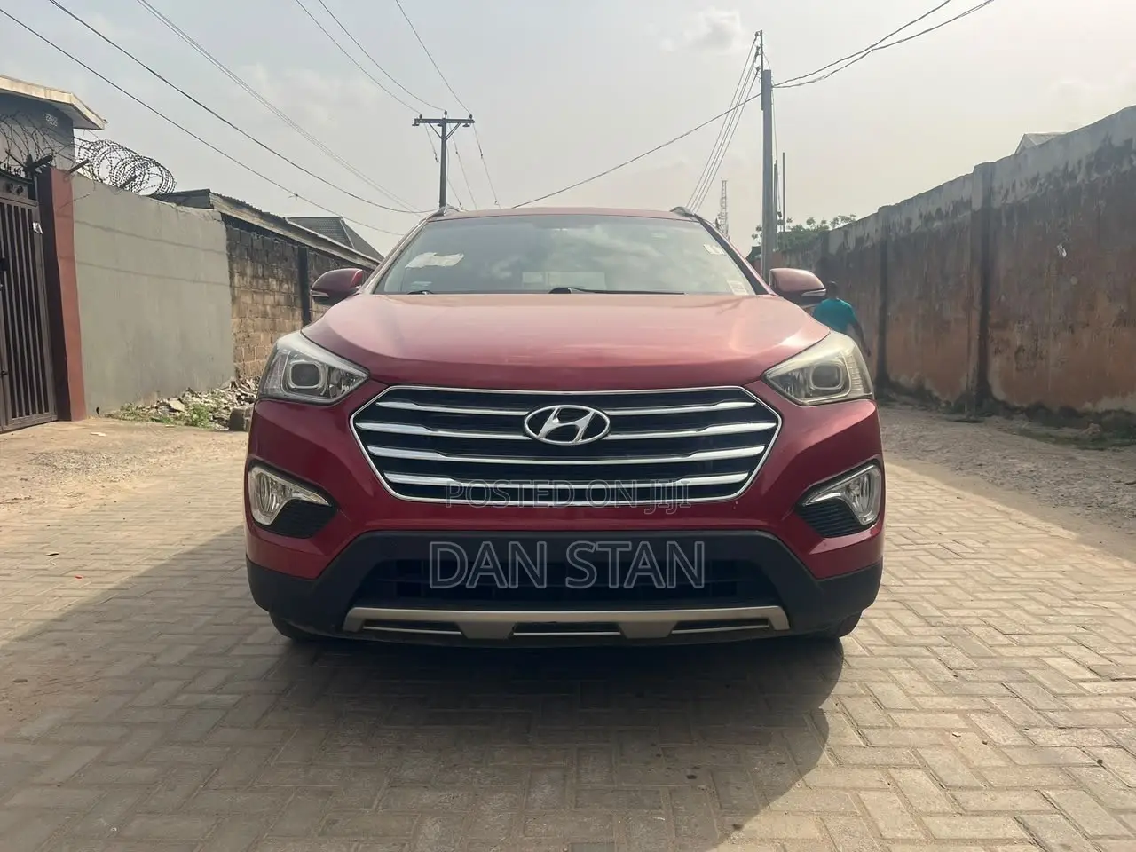 Hyundai Santa Fe 2016 Red